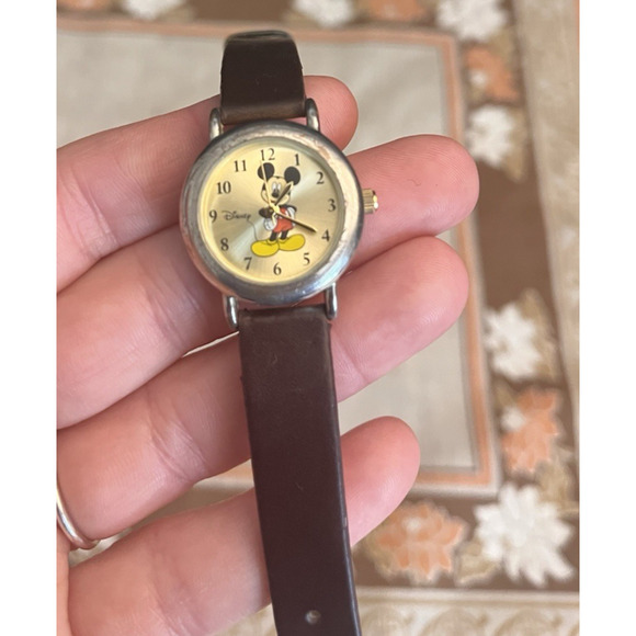 Mickey Mouse Watch | Disney | Gold Bezel | 80's VTG | USED | New Battery - Picture 1 of 8
